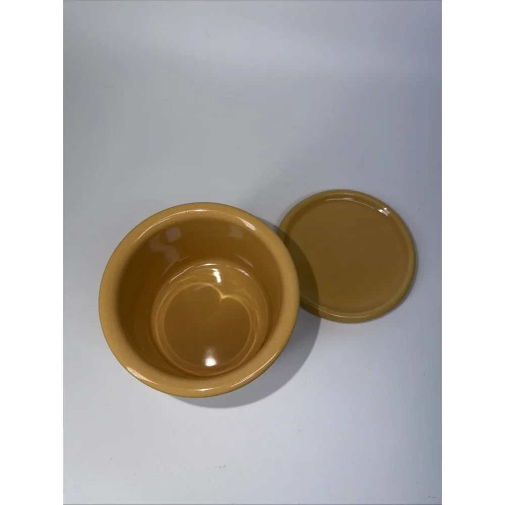 Longaberger Pottery Woven Traditions‎ Yellow Butternut Pint Crock with Lid
